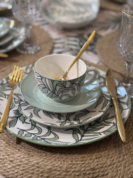 მწვანე  ფაიფური 12